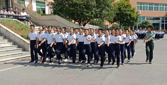 衡陽市蒸湘區仁愛實驗中學|衡陽全日制|全寄宿|全封閉|半月假制初級中學