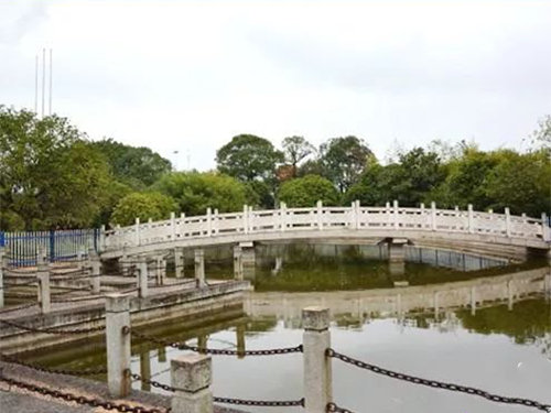 衡陽市蒸湘區仁愛實驗中學|衡陽全日制|全寄宿|全封閉|半月假制初級中學